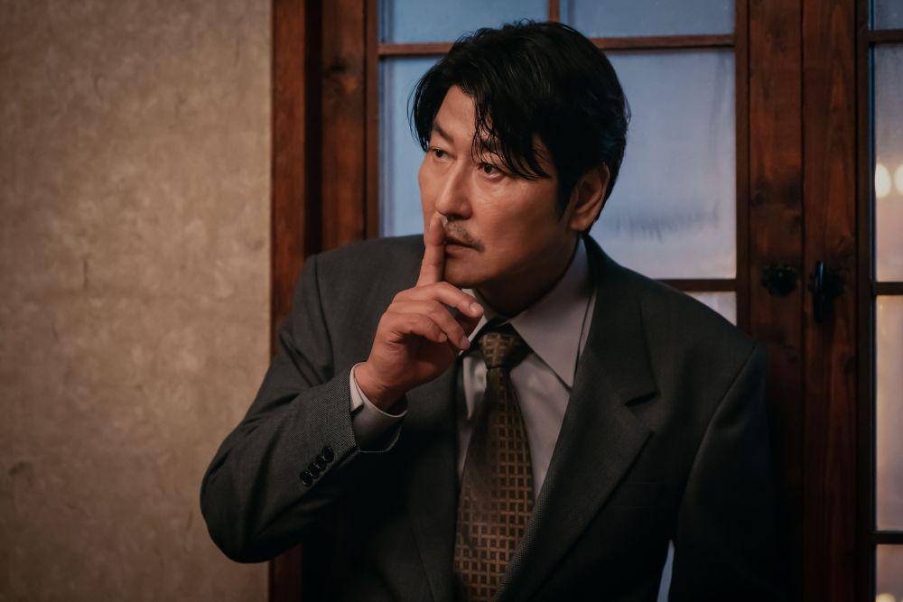 cuplikan Song Kang Ho di drakor Uncle Samsik (dok. Disney+ Korea/Uncle Samsik)