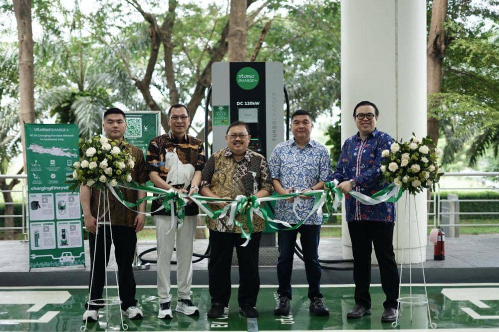 RS Nasional Hospital Sediakan SPKLU untuk Pengunjung