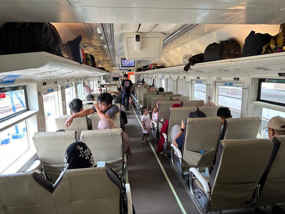 H+9 Lebaran, Arus Balik Pemudik Kereta Api di Lampung Masih Tinggi