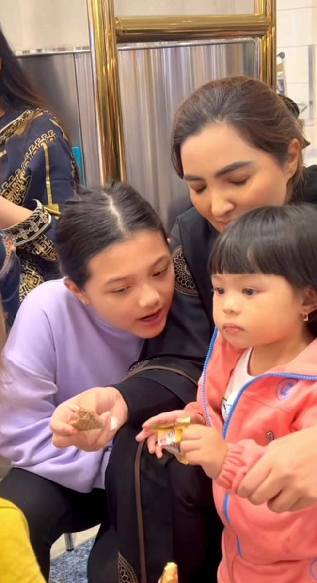 potret Ameena Hanna Nur Atta, Arsy dan Ashanty (instagram.com/queenarsy.iroh)