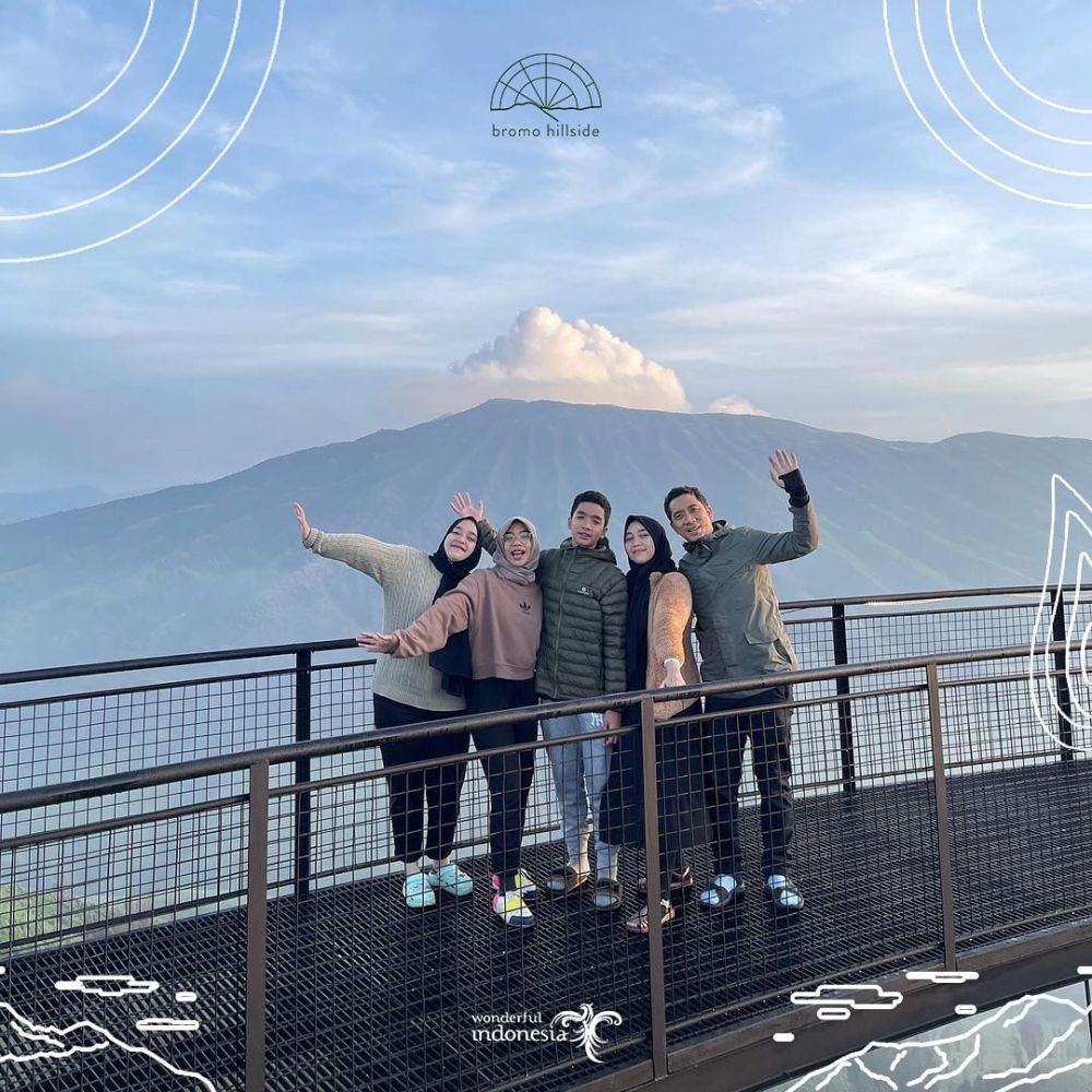 5 Tempat Wisata Terbaru di Bromo, Ada Jembatan Kaca!