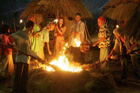 cuplikan dalam serial TV Survivor (dok. CBS EYE Productions/Survivor)