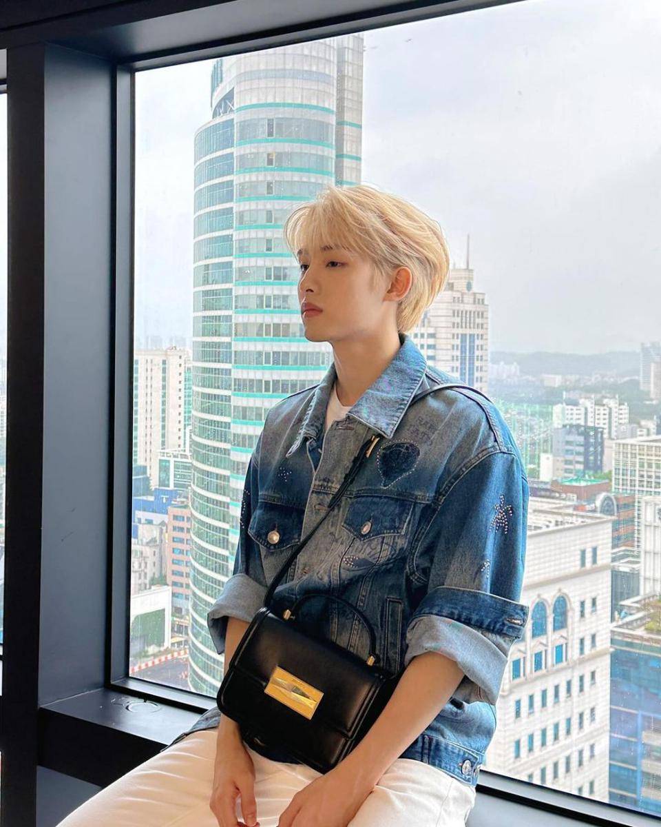 Winwin WayV (instagram.com/wwiinn_7)