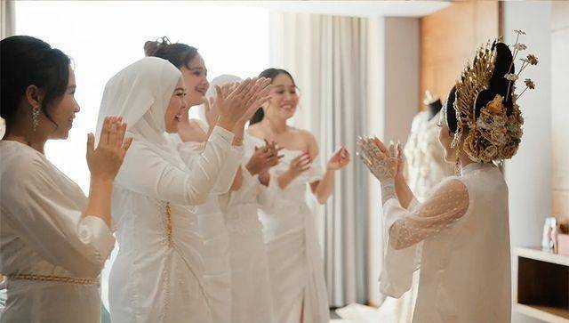 potret bridesmaid di pernikahan Putri DA (instagram.com/elfiorphoto)