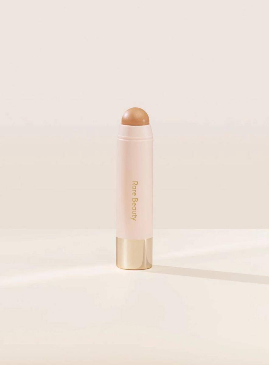Makeup Rare Beauty Bronzer. (rarebeauty.com)