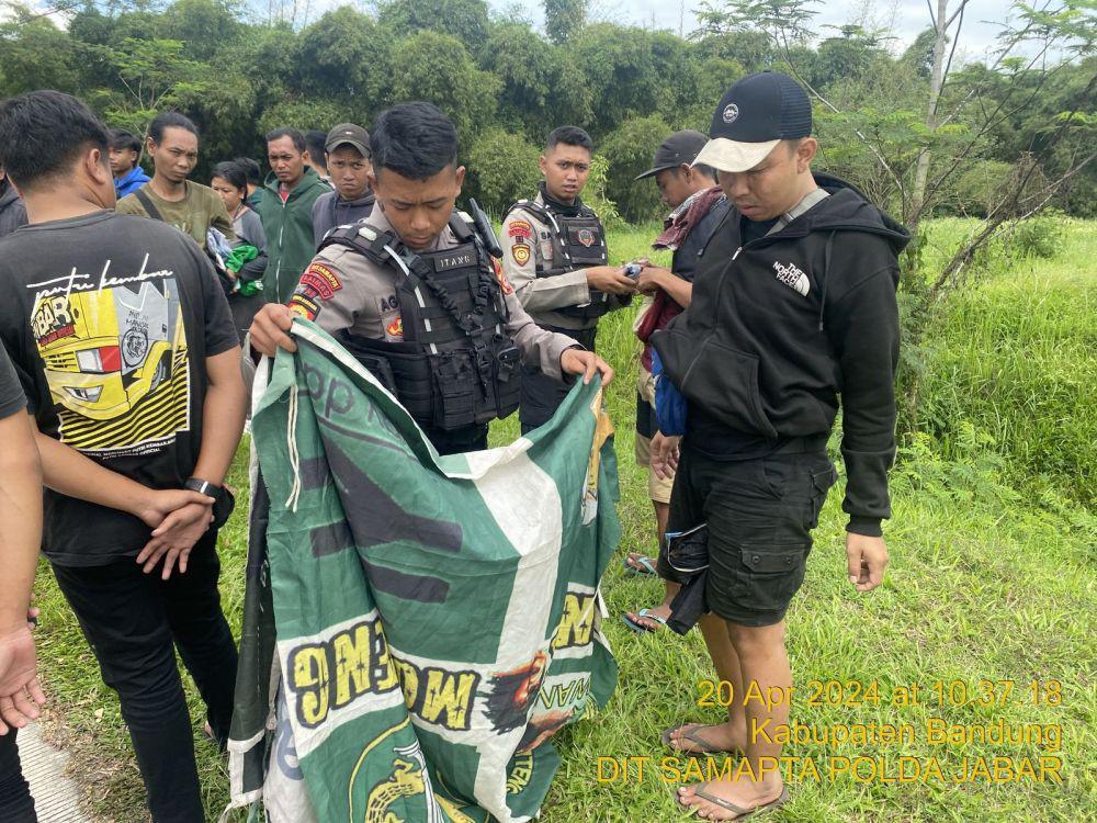 Nekat Datang ke Stadion Jalak Harupat, Ratusan Bonek Dipulangkan