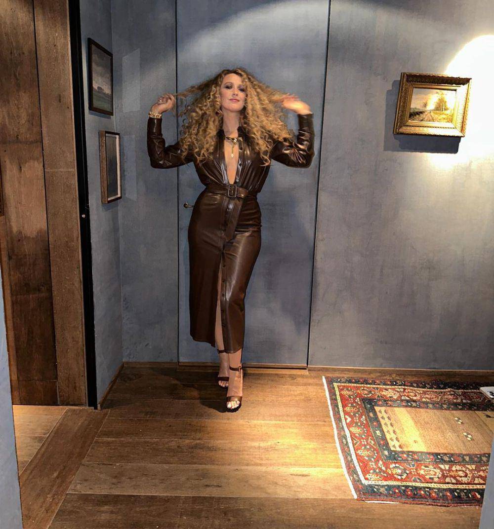 Minimalist glam looks ala seleb Hollywood (Instagram.com/blakelively)
