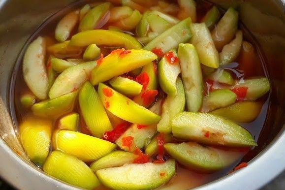 Resep Asinan Kedondong yang Segar dan Nagih