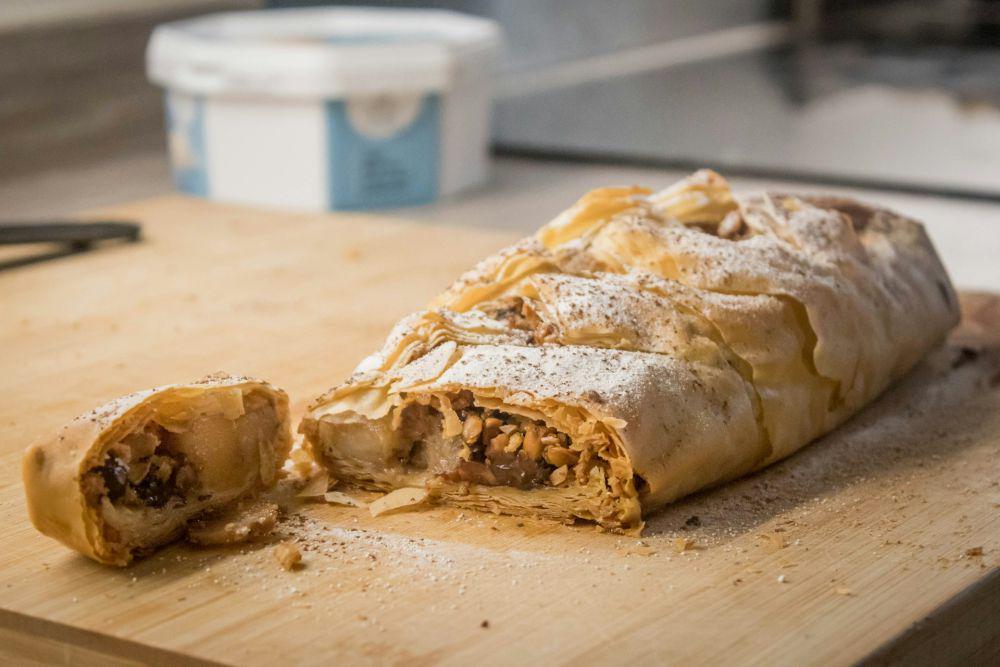 ilustrasi strudel (unsplash.com/Ben Stein)