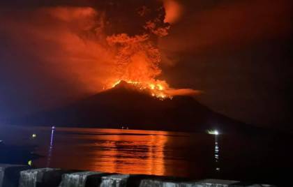 Erupsi Gunung Ruang (Dok. BPNB)