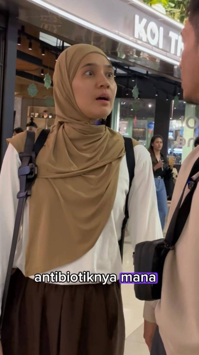 potret Dhini Aminarti dukung Dimas Seto di acara London Marathon (instagram.com/dimasseto)