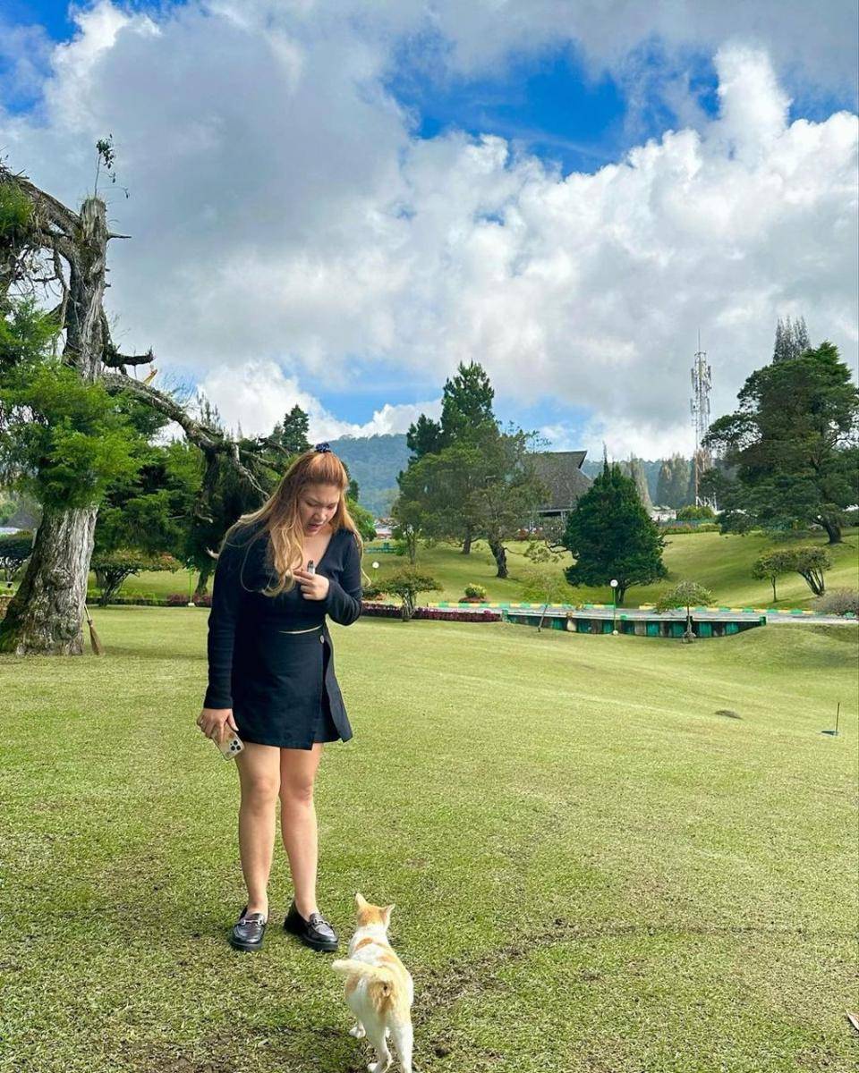 Busana badan curvy ala Rinda (instagram.com/lunarivory)