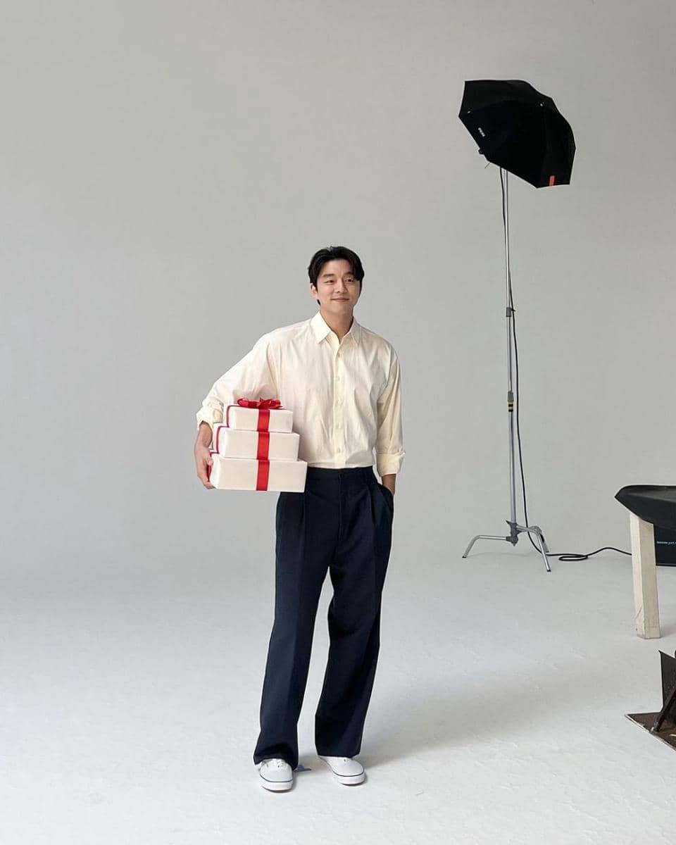 outfit semi formal ala Gong Yoo (instagram.com/management_soop)