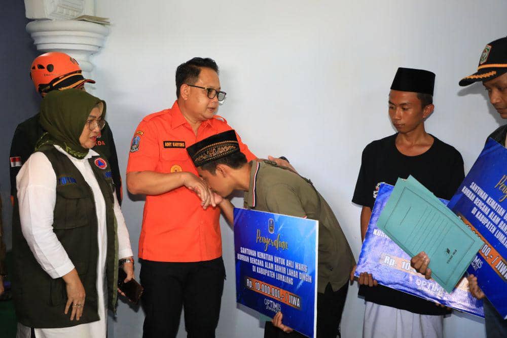 Pemprov Gelontorkan Hampir Rp1 M untuk Korban Banjir Lahar Dingin