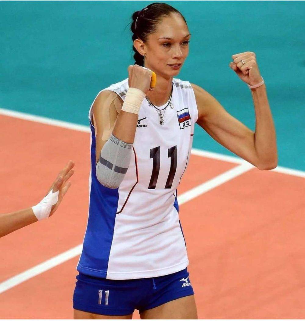 Ekaterina Gamova, salah satu atlet voli putri tertinggi di dunia (instagram.com/ekaterinagamova)