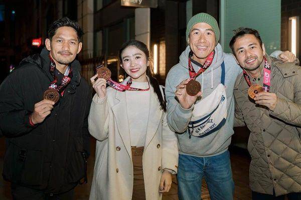 potret artis Indonesia ikut London Marathon (instagram.com/raffinagita1717)