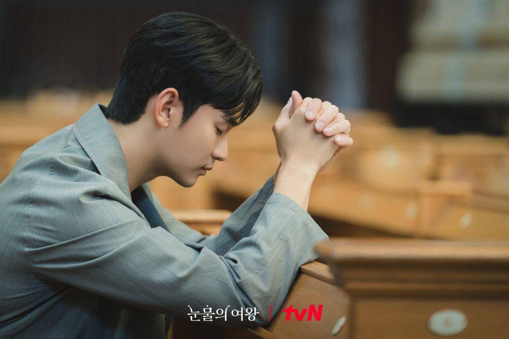 Kim Soo Hyun di Queen of Tears (twitter.com/CJnDrama)