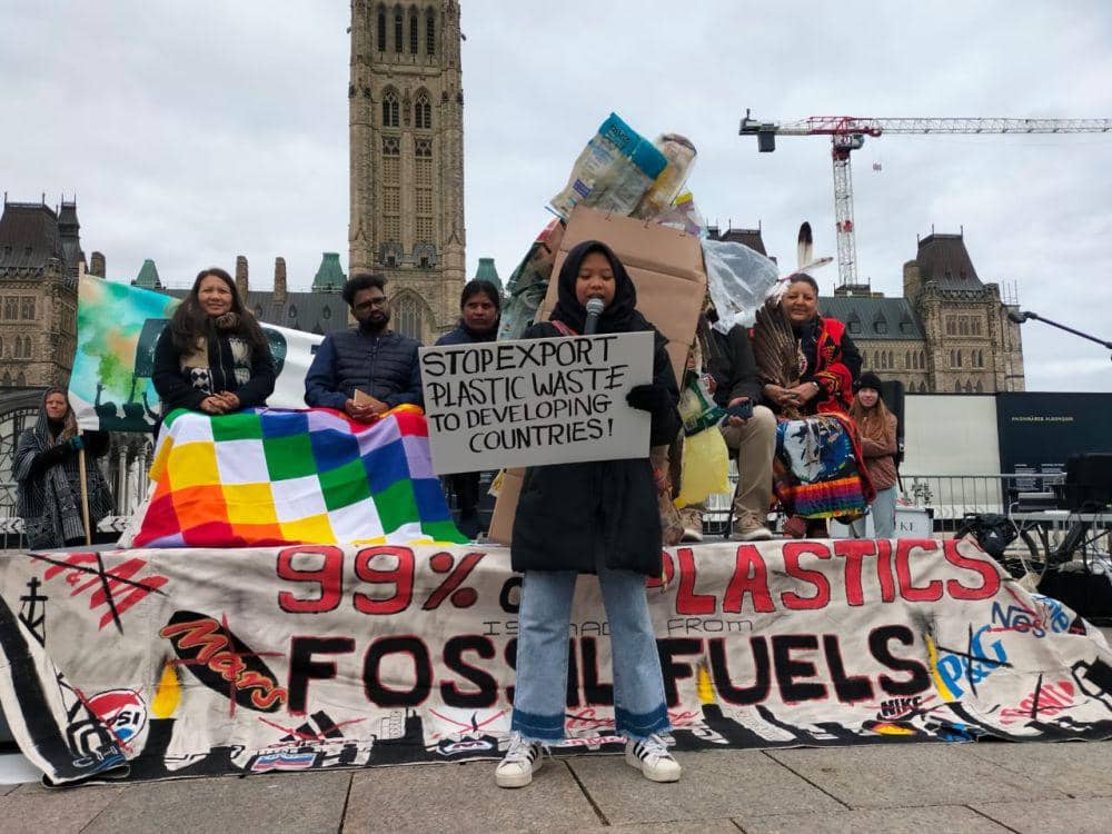 Nina Pergi ke Kanada Minta PM Hentikan Ekspor Sampah