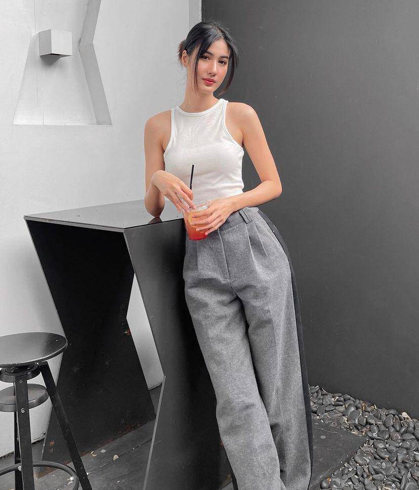 potret Pinkploy Paparwadee (instagram.com/pinkployy_)