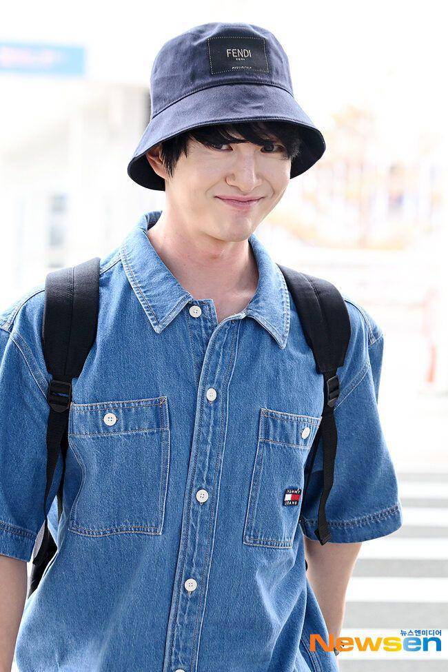 potret terbaru Onew SHINee setelah hiatus lama (dok. Newsen)