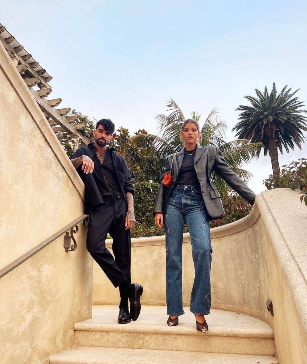 long pants ala Sofia Richie (instagram.com/sofiarichiegrainge)