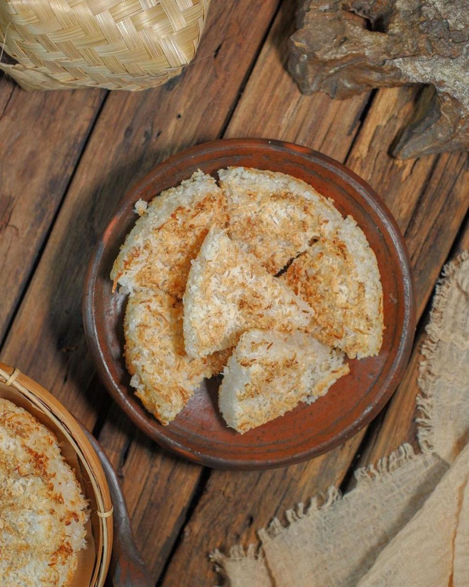 Mengenal Kue Sagon Oleh-oleh Khas Yogyakarta, Gurih dan Nikmat