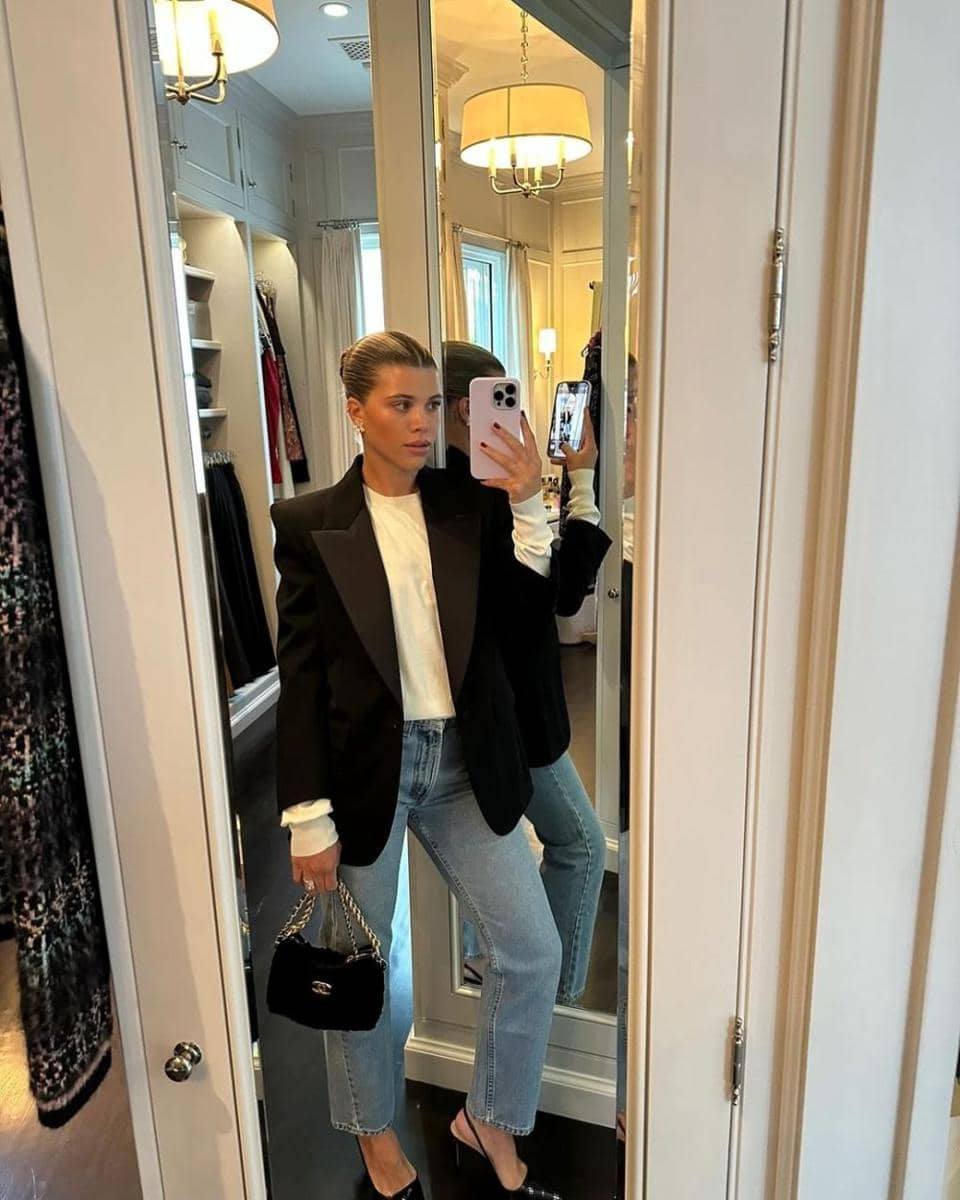 padu padan long pants ala Sofia Richie (instagram.com/sofiarichiegrainge)