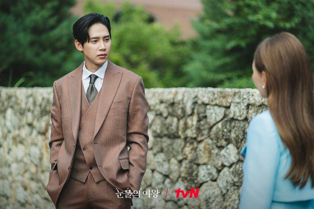 Cuplikan drama Queen of Tears (dok. tvN/Queen of Tears)