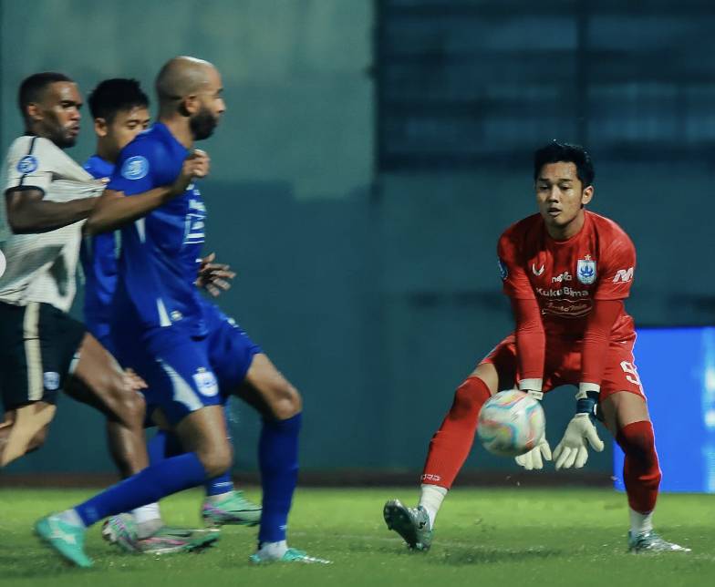 Pertandingan PSIS Semarang melawan Rans Nusantara pada laga pekan ke-32 BRI Liga 1 2023/2024 di Stadion Moch Soebroto Magelang, Senin (22/4/2024). (dok. PSIS)