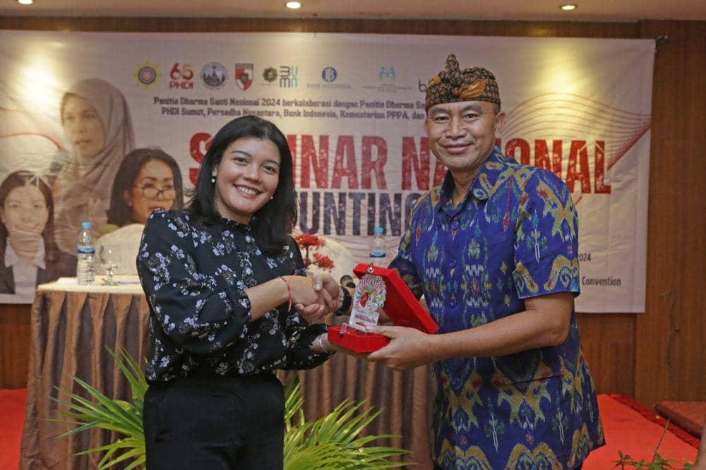 Seminar Nasional Stunting 2024 yang dilaksanakan dalam rangkaian Perayaan Nyepi Nasional di Le Polonia Hotel Medan, Minggu (21/4/2024). (Dok. IDN Times)