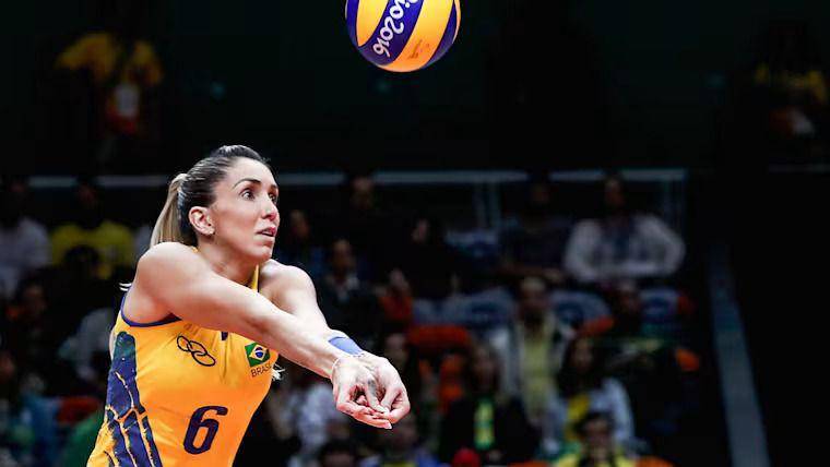 Thaisa Menezes, atlet voli putri tertinggi di dunia (olympics.com)