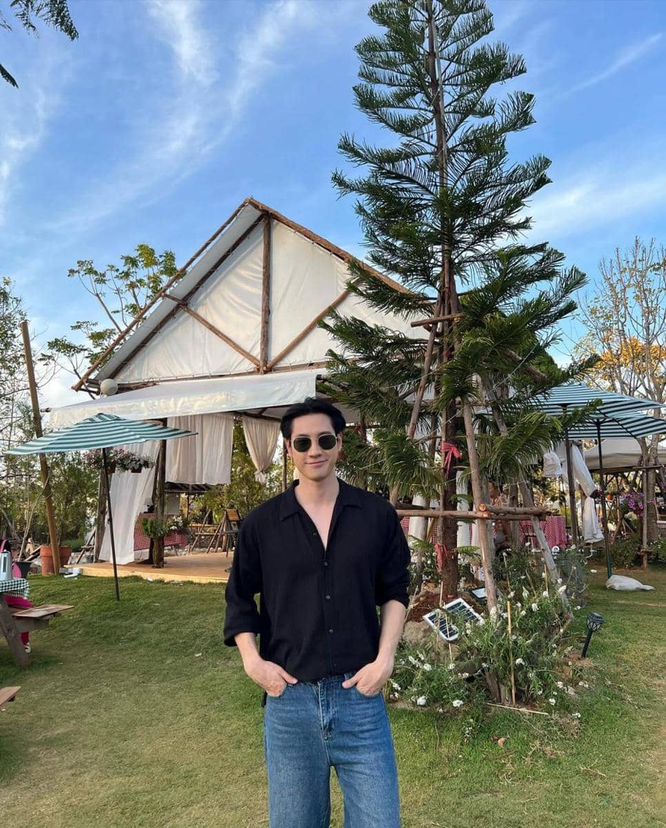 outfit wide leg jeans (instagram.com/brightrpp)