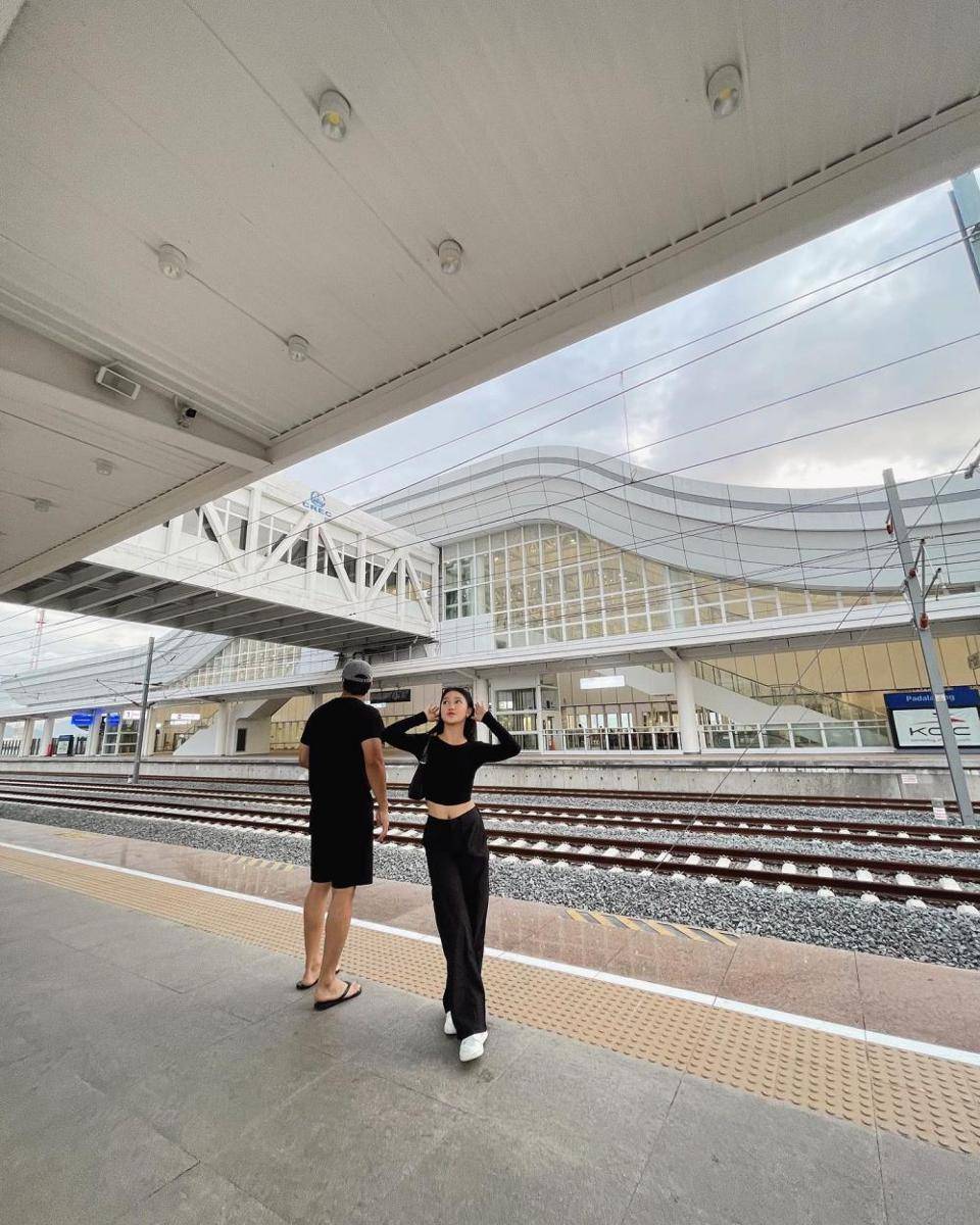 OOTD Terbaru Chandrika Chika (instagram.com/chndrika_)