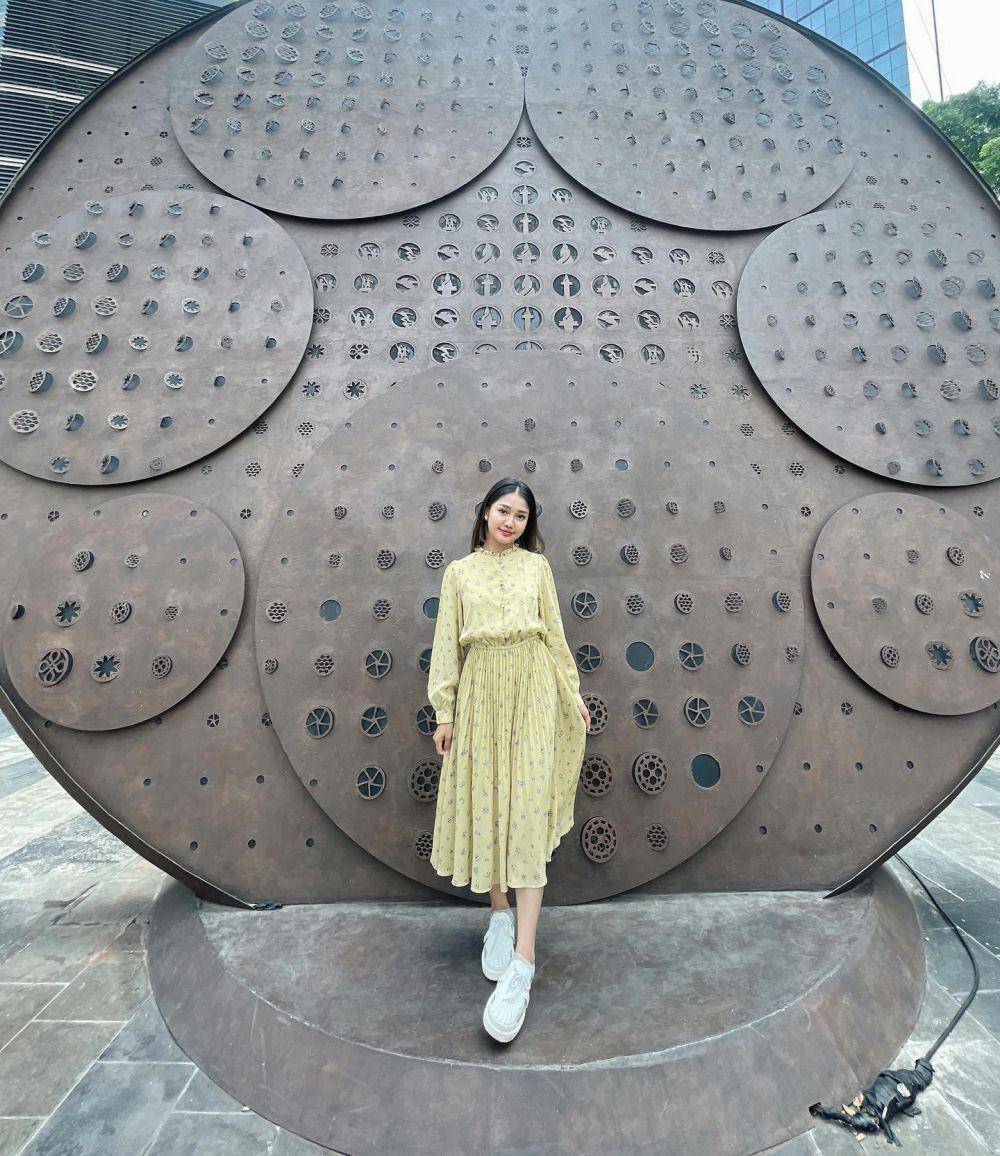 OOTD Terbaru Chandrika Chika (instagram.com/chndrika_)