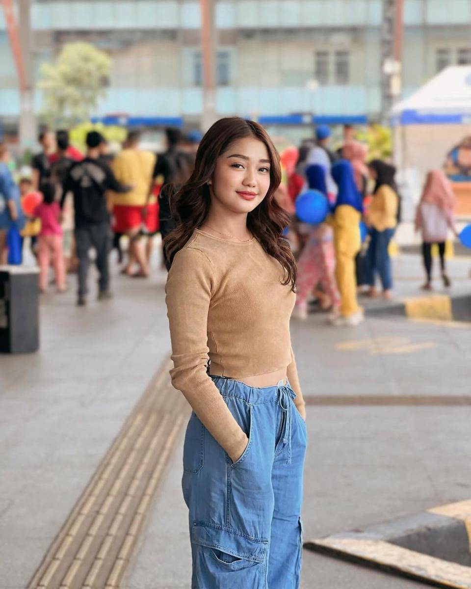 OOTD Terbaru Chandrika Chika (instagram.com/chndrika_)