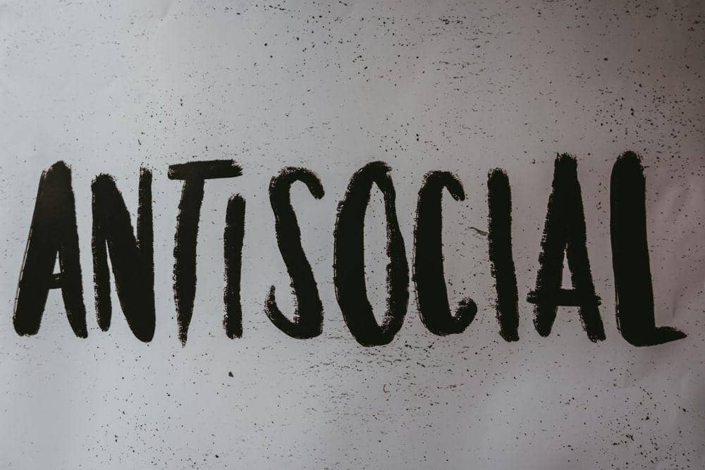 Ilustrasi antisosial (unsplash.com/Claudio Schwarz )