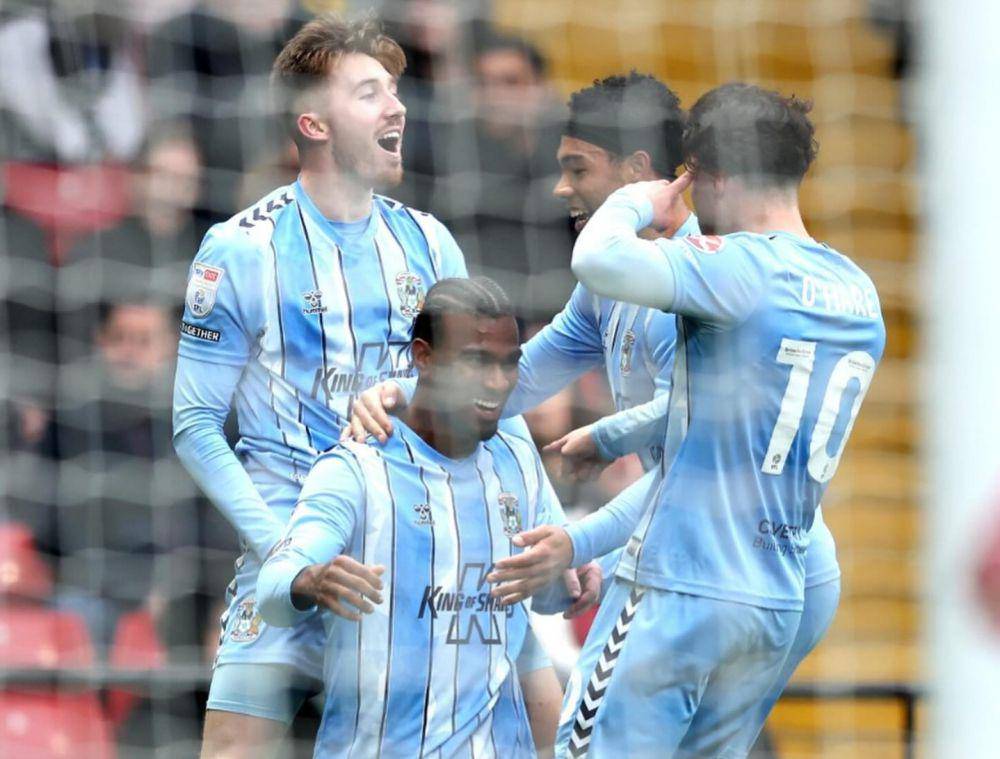 Pemain Coventry City saat merayakan gol. (instagram.com/coventrycityfcofficial)