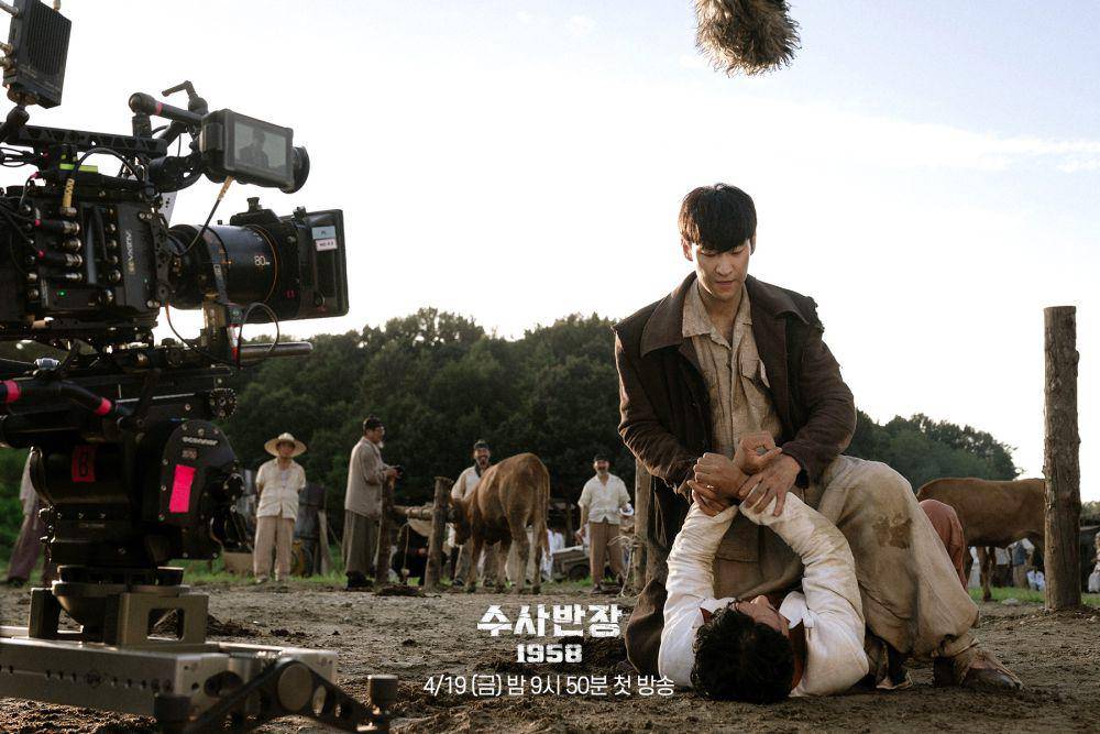 still cut drama Chief Detective 1958 (twitter.com/mbcdrama_pre)
