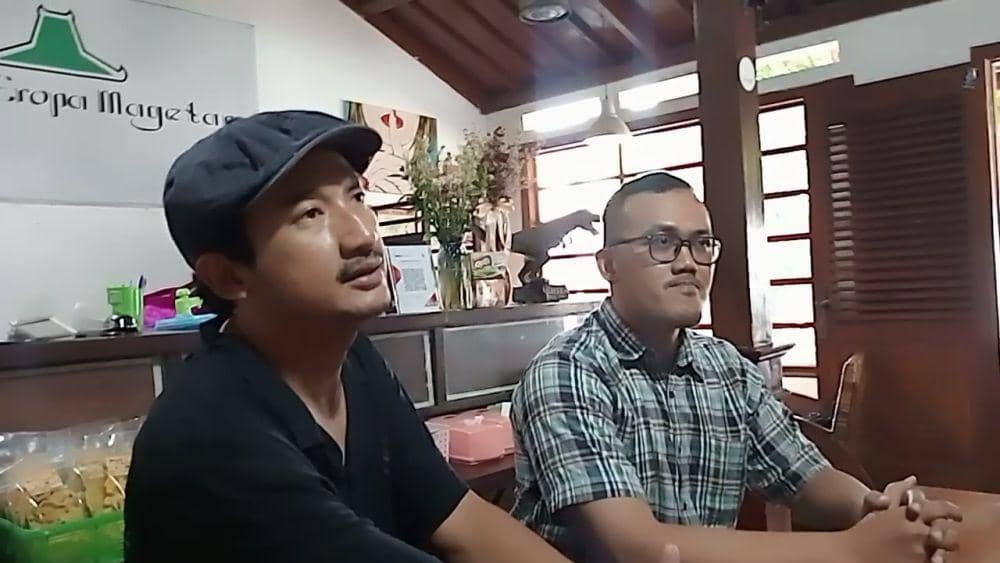 Isa Bajaj saat ditemui Dimas terduga penabrak putrinya. IDN Times/ Riyanto