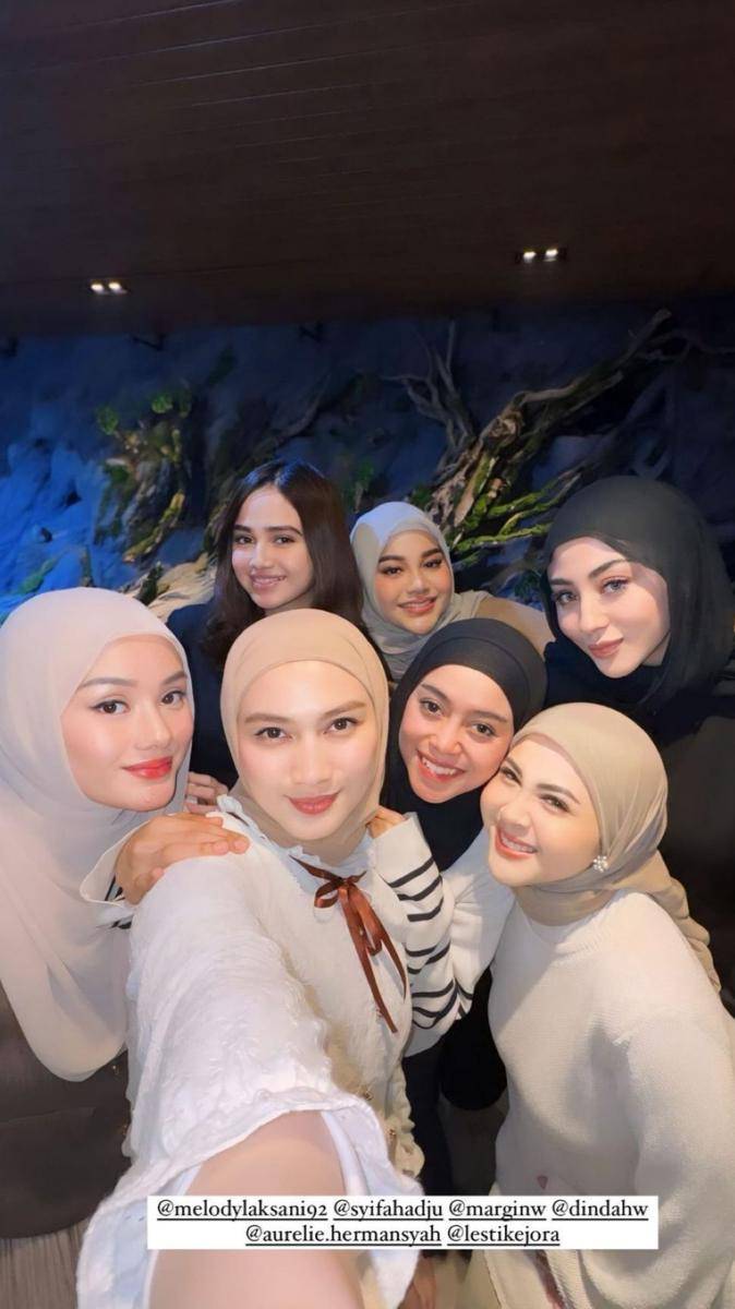 potret geng Mamayu kumpul arisan sekaligus halal bihalal (instagram.com/melodylaksani92)