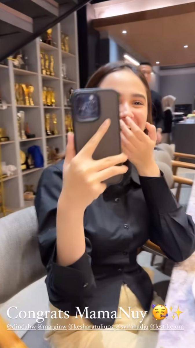 potret geng Mamayu kumpul arisan sekaligus halal bihalal (instagram.com/melodylaksani92)