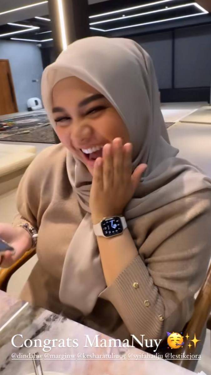 potret geng Mamayu kumpul arisan sekaligus halal bihalal (instagram.com/melodylaksani92)