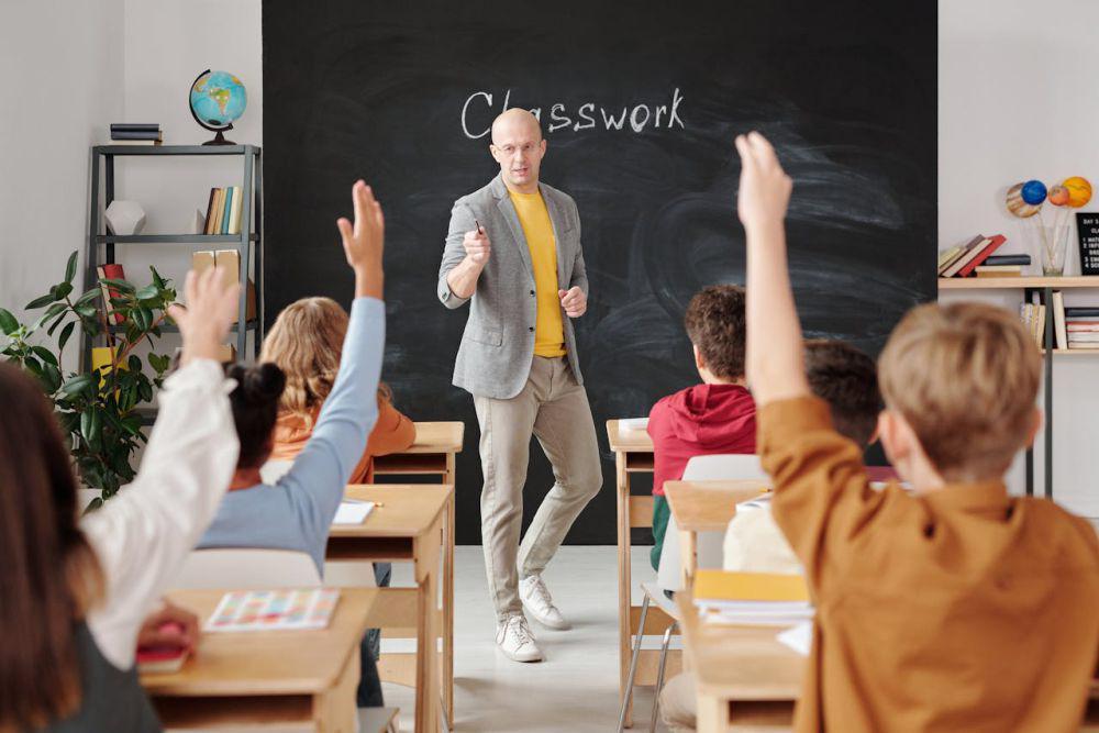 25 Contoh Soal Cerdas Cermat Hari Pendidikan Nasional SD-SMA