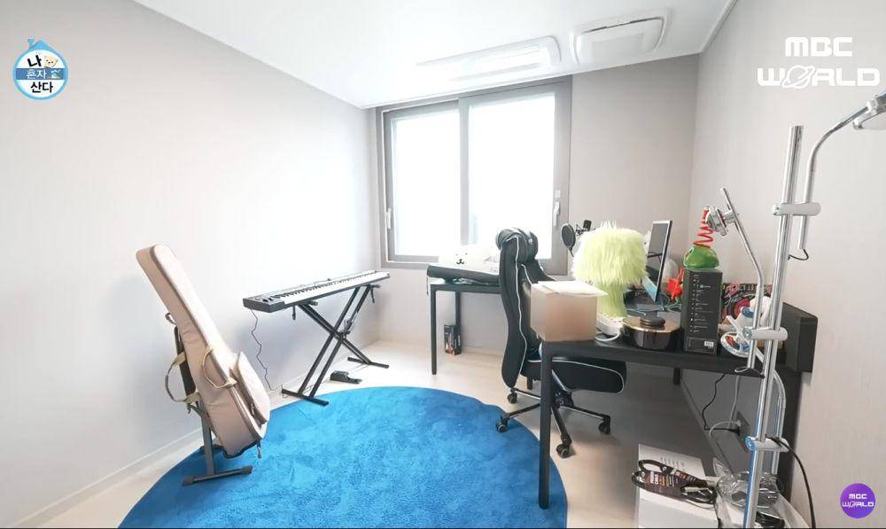 potret apartemen baru Doyoung NCT (dok. MBC/I Live Alone)