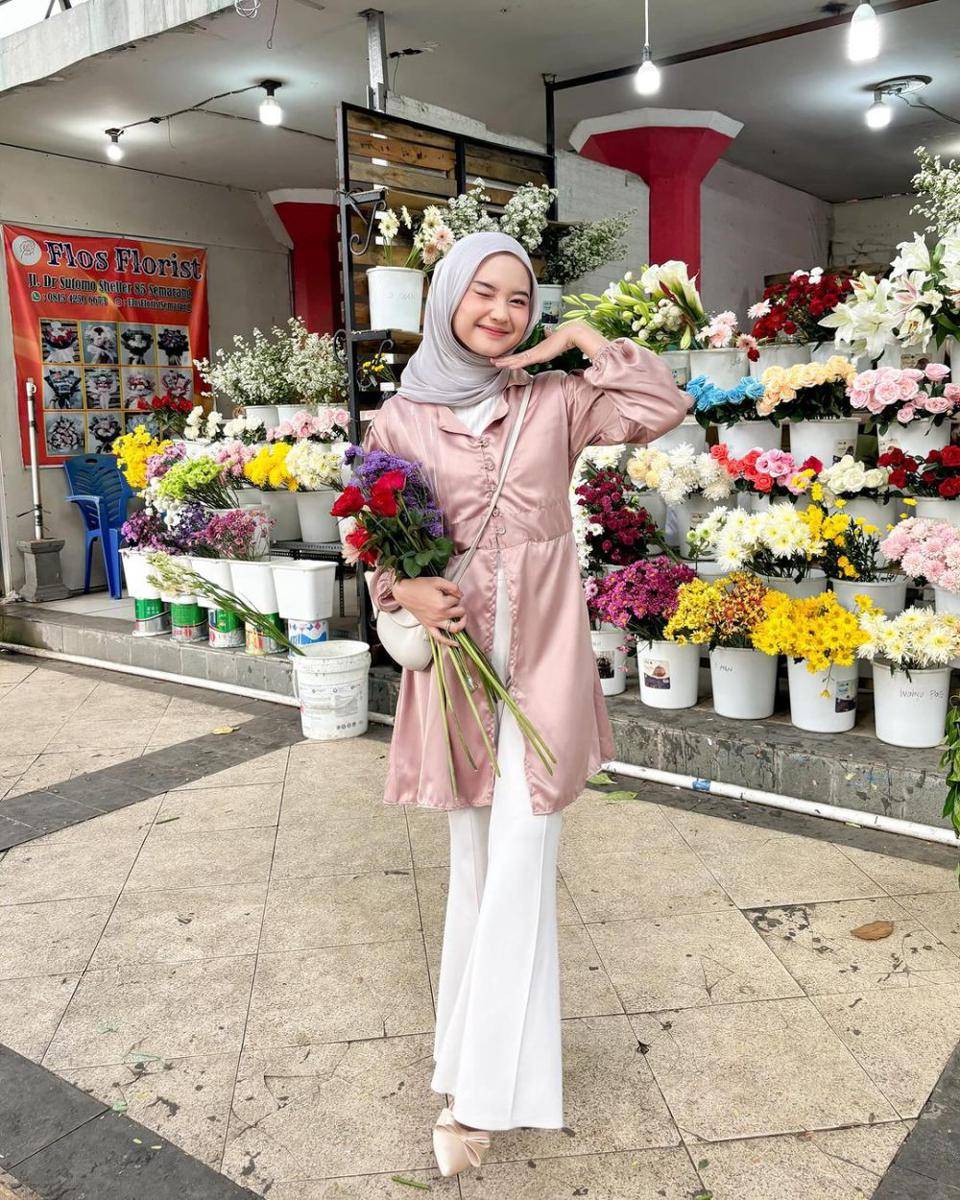 Siska Amera (instagram.com/siskaamera)