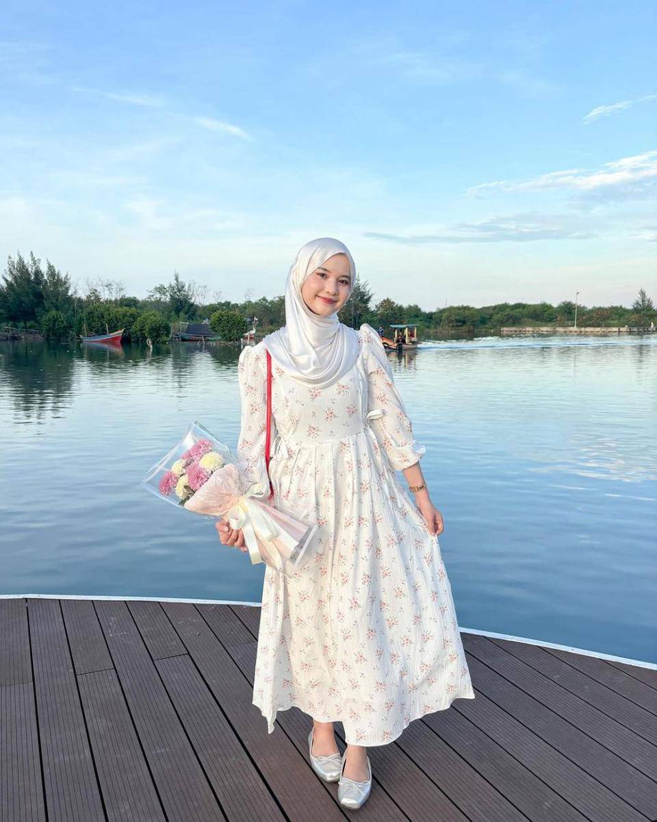 Siska Amera (instagram.com/siskaamera)