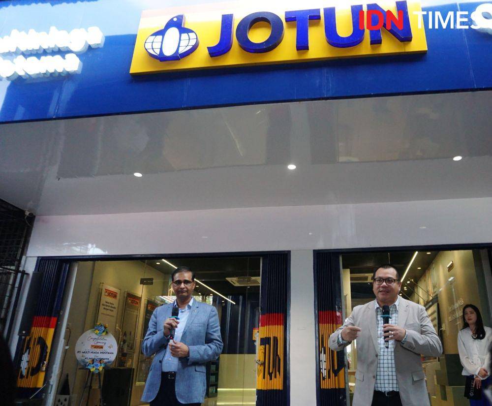 Flagship store pertama Jotun ada di Medan (IDN Times/Doni Hermawan)