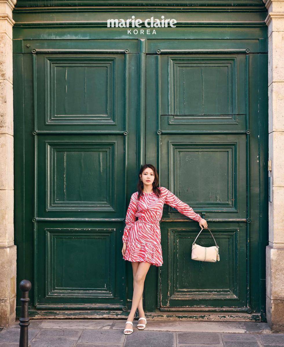 outfit cewek kue (instagram.com/sooyoungchoi)