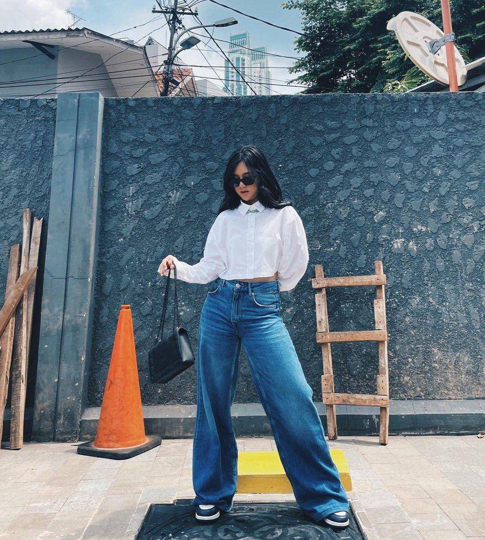 ide mix and match celana jeans ala Ziva Magnolya (instagram.com/zivamagnolya)