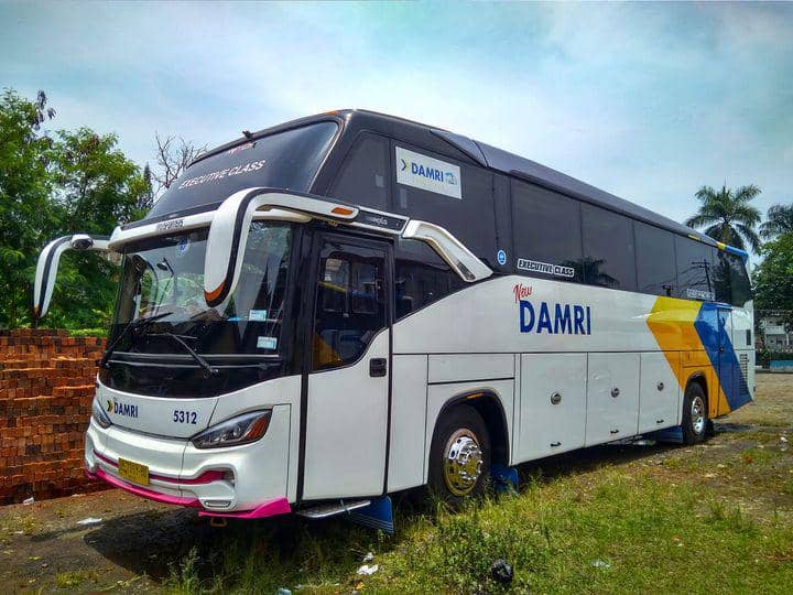 Bus Damri. Facebook/Deni Pratama